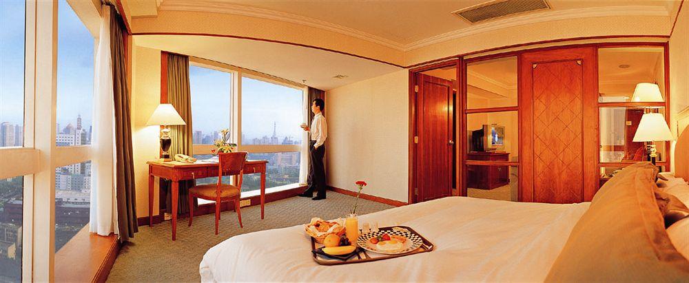 Crowne Plaza Nanjing Hotels & Suites 객실 사진